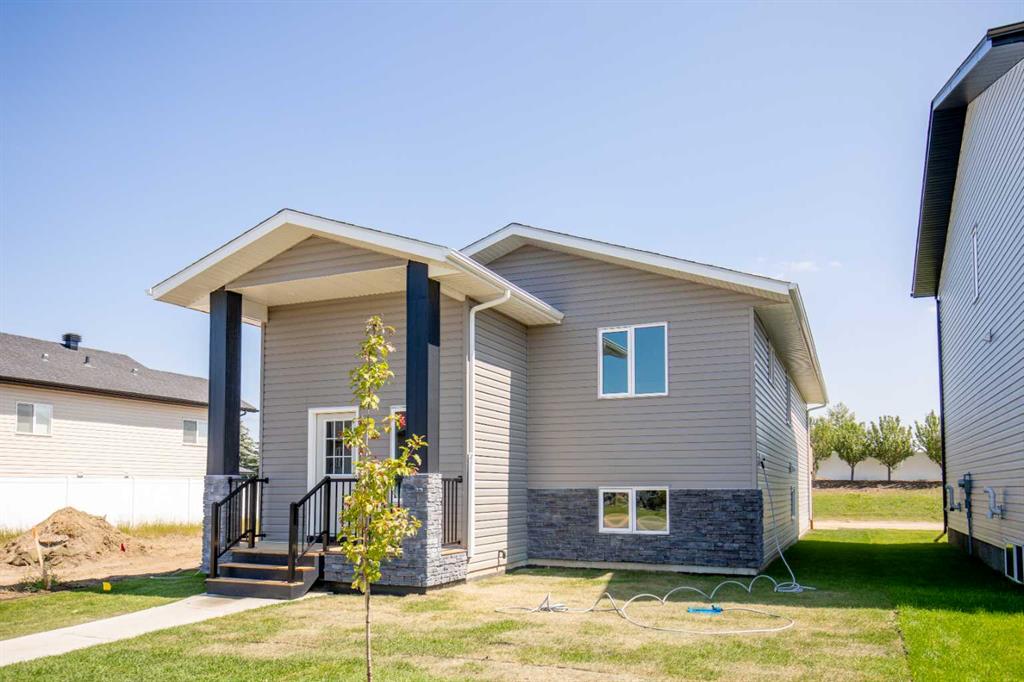 109 Aztec Crescent , A2245380, Alberta,