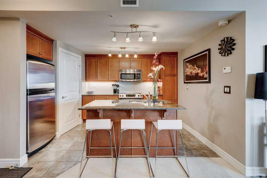 Fourth View of 1102, 910 5 Avenue SW, Downtown Commercial Core, Calgary, Alberta, T2P 0C3