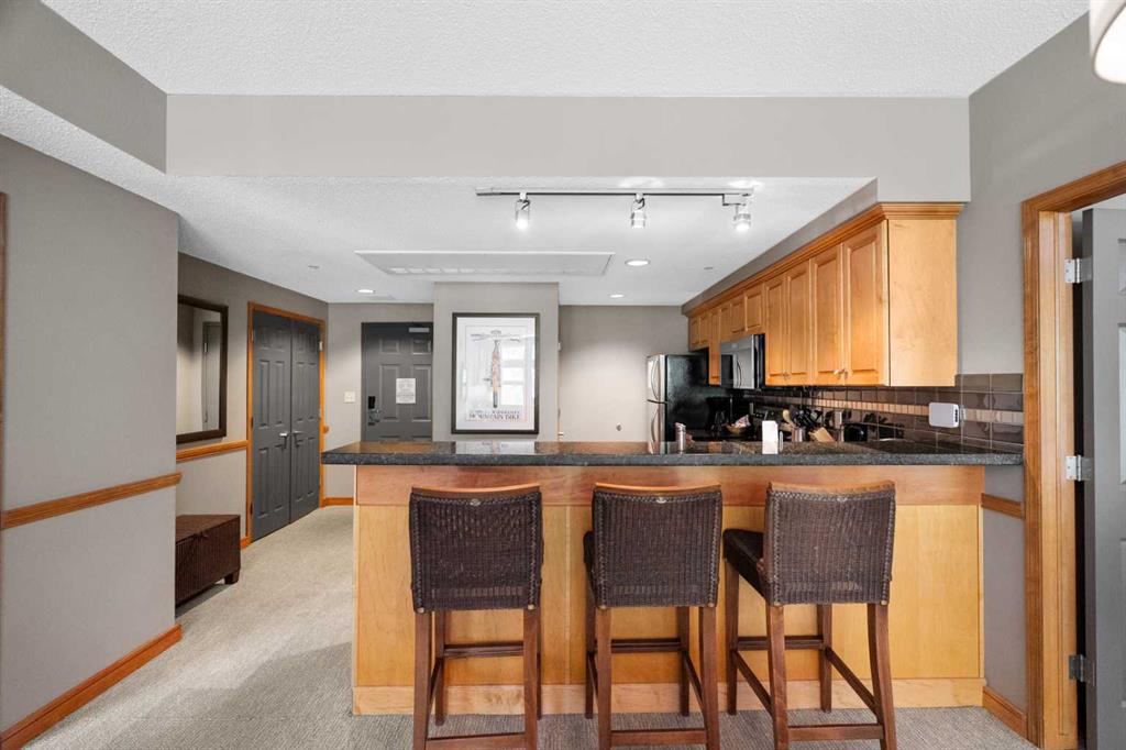 Fifth View of 283, 91B Three Sisters Drive , Homesteads, Canmore, Alberta, T1W3M1
