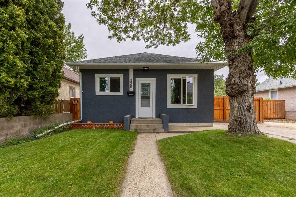 325 15 Street N, A2245458, Alberta,