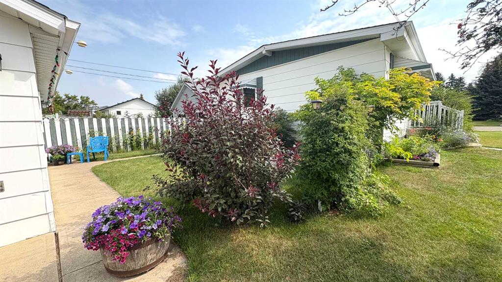 Fifth View of 902 15 Street , Wainwright, Wainwright, Alberta, T9W 1E6