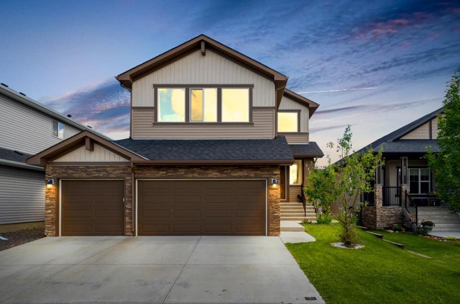 117 rainbow falls Heath , A2245526, Alberta,