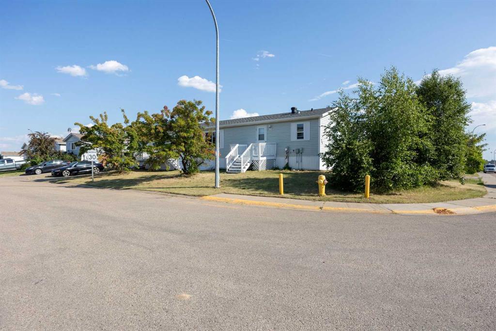 Fifth View of 465 Harpe Way , Timberlea, Fort McMurray, Alberta, T9K 2K7