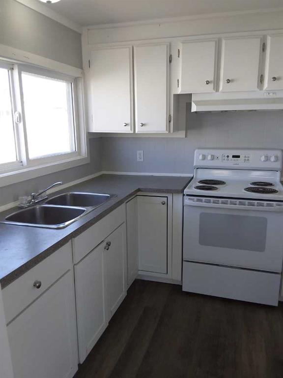 Fourth View of 129 Sunset Way NE, North Central High River, High River, Alberta, T1V 1J4