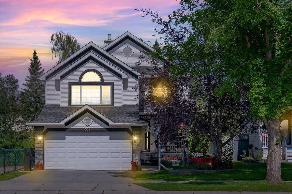 539 Douglas Glen Boulevard SE, A2245566, Alberta,