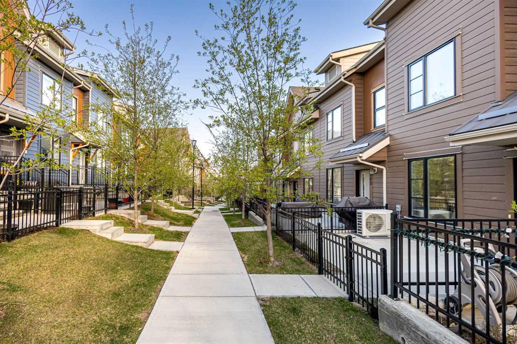 144 Livingston Common NE, A2245578, Alberta,