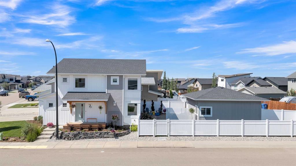76 Vancouver Crescent , A2245679, Alberta,