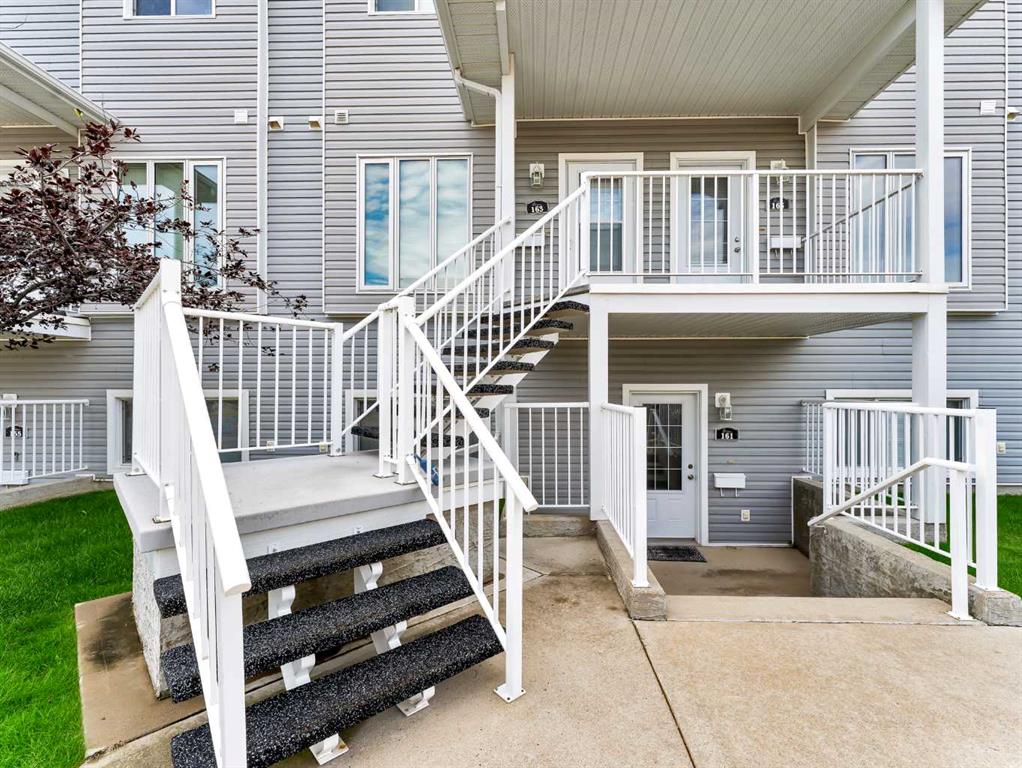 Third View of 165 Northlands Pointe NE, Northeast Crescent Heights, Medicine Hat, Alberta, T1C 0C6