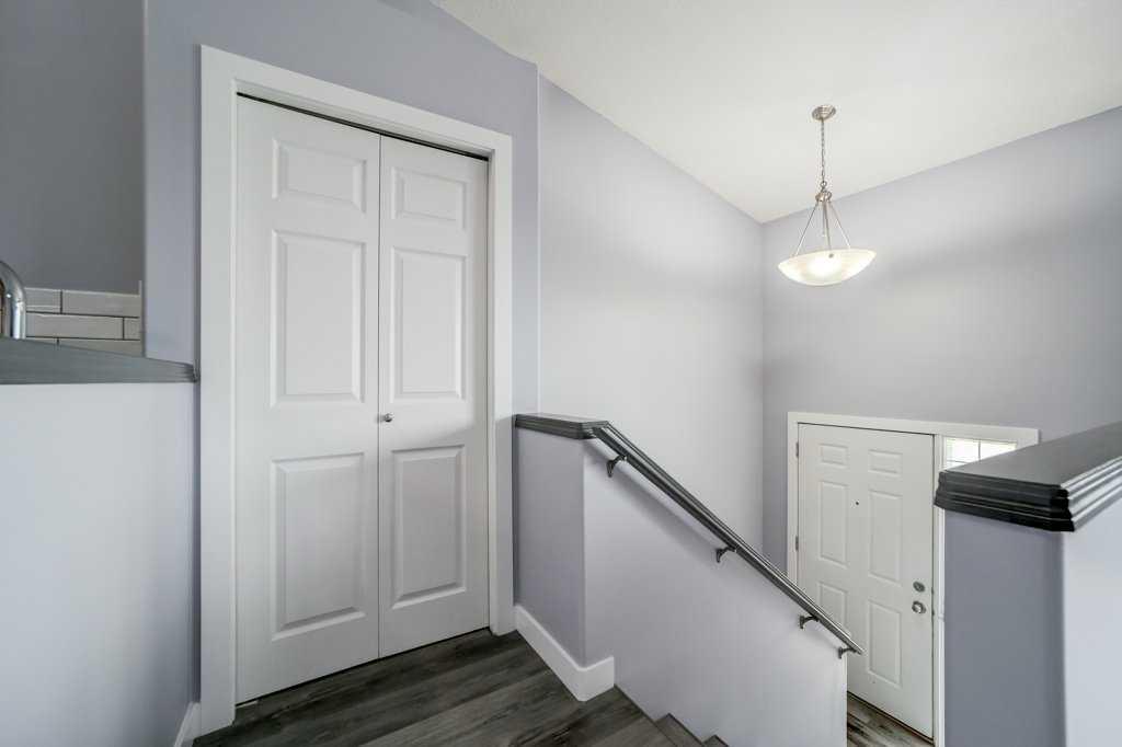 Fifth View of 191 Blackfoot Boulevard W, Indian Battle Heights, Lethbridge, Alberta, T1K 7Z2