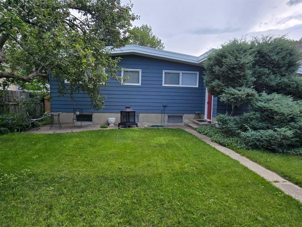 Third View of 412 12A Street N, Senator Buchanan, Lethbridge, Alberta, T1H2J5