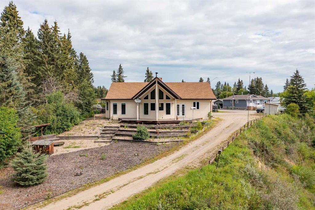126 4th Street , A2245769, Alberta,