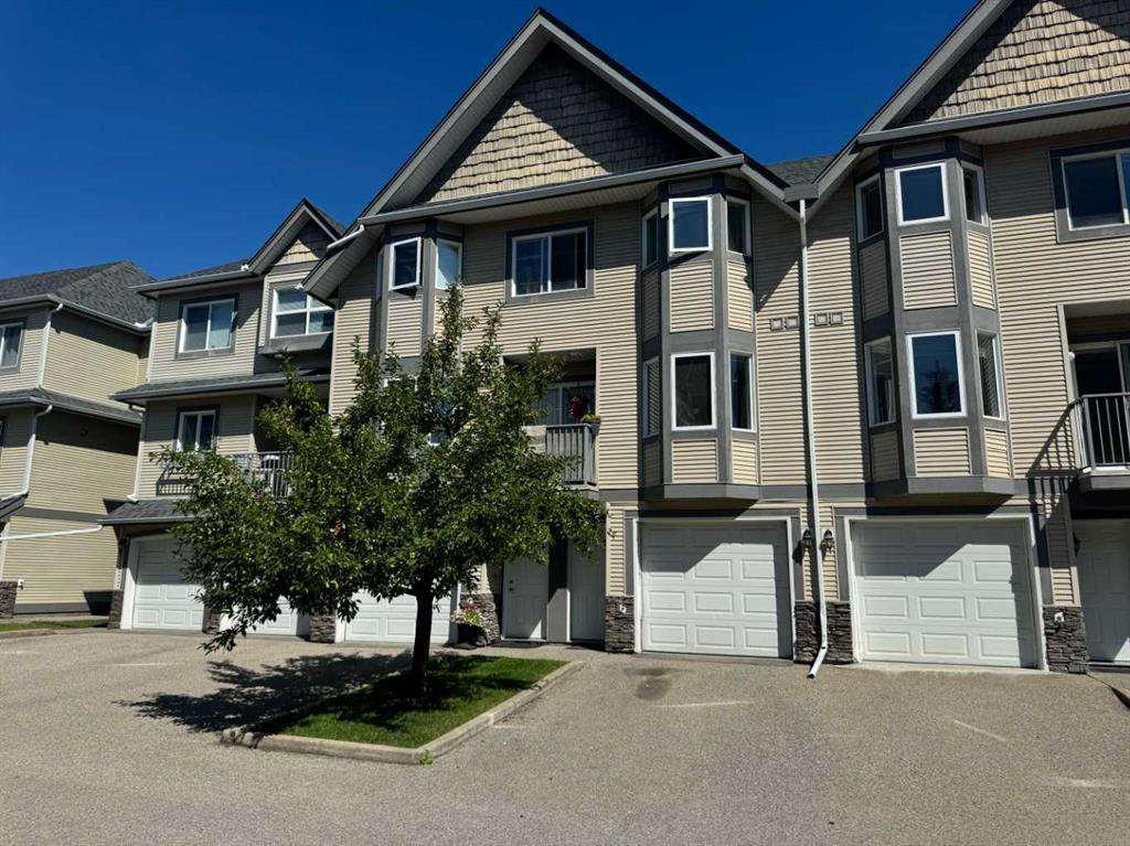 Fourth View of 143 Cedarwood Lane SW, Cedarbrae, Calgary, Alberta, T2W 6J3