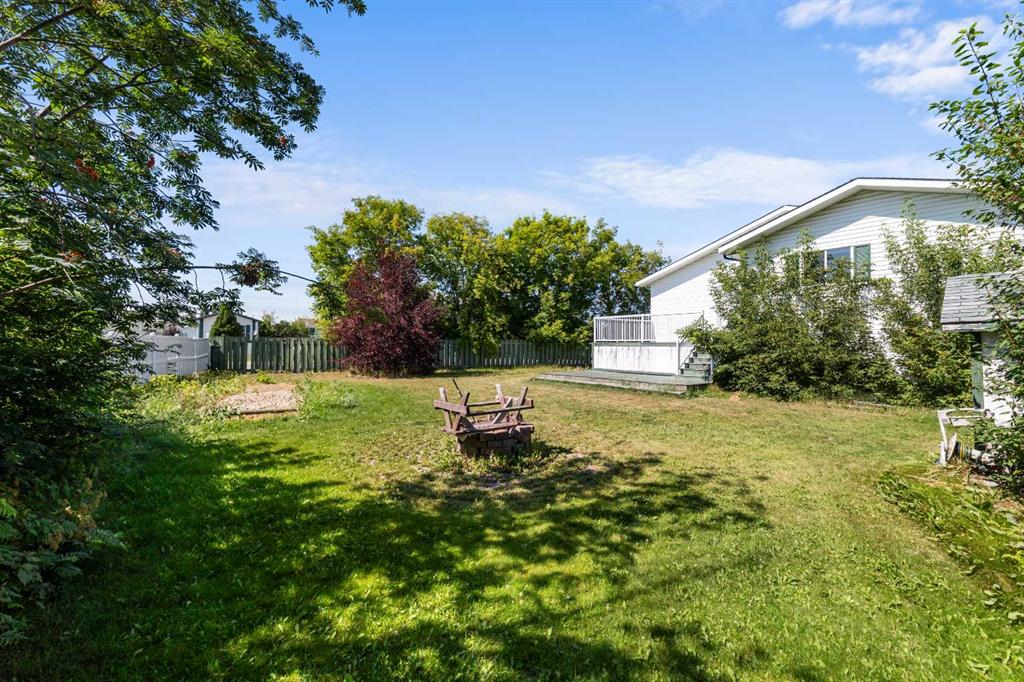 Fifth View of 14 Torgerson Drive , NONE, Whitecourt, Alberta, T7S 1N4