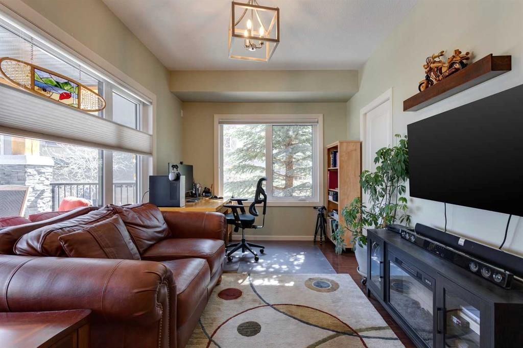 Fifth View of 303 Valley Ridge Manor NW, Valley Ridge, Calgary, Alberta, T3B 6C4