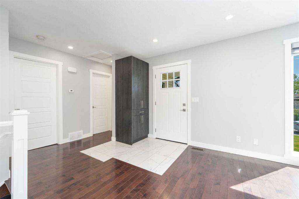 Third View of 184 Whiteglen Crescent NE, Whitehorn, Calgary, Alberta, T1Y 2Z5