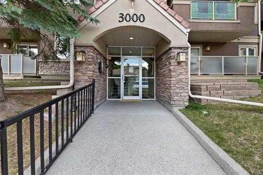 Third View of 14, 3014 Edenwold Heights NW, Edgemont, Calgary, Alberta, T3A3Y8