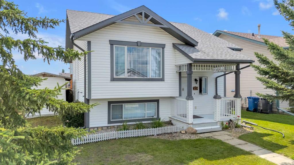 Third View of 2029 Minto Street , Penhold Estates, Penhold, Alberta, T0M 1R0