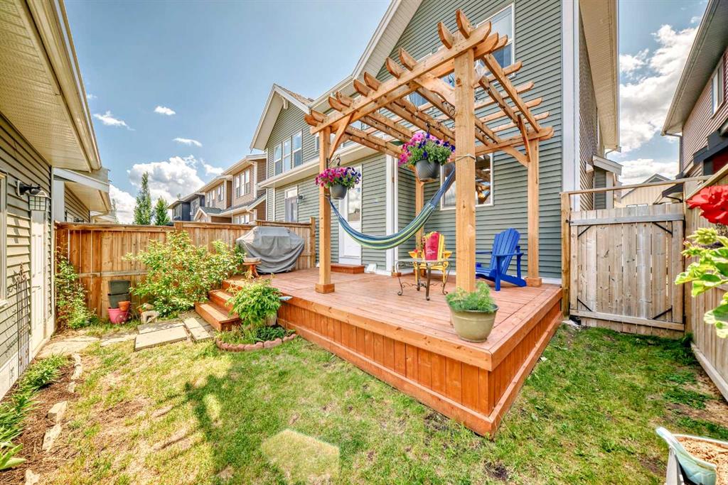 222 Cooperswood Green SW, A2246162, Alberta,