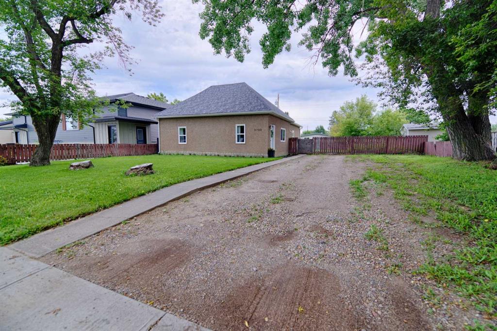 5703 54 Street , A2246178, Alberta,