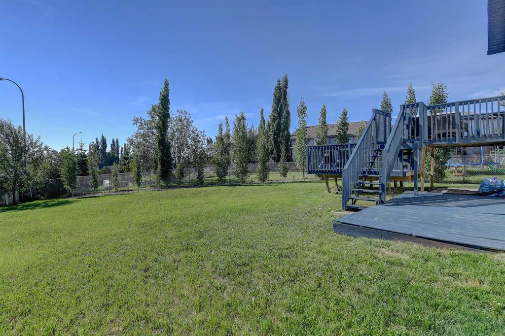 Third View of 9205 115 Avenue , Summit, Grande Prairie, Alberta, T8V 7E8