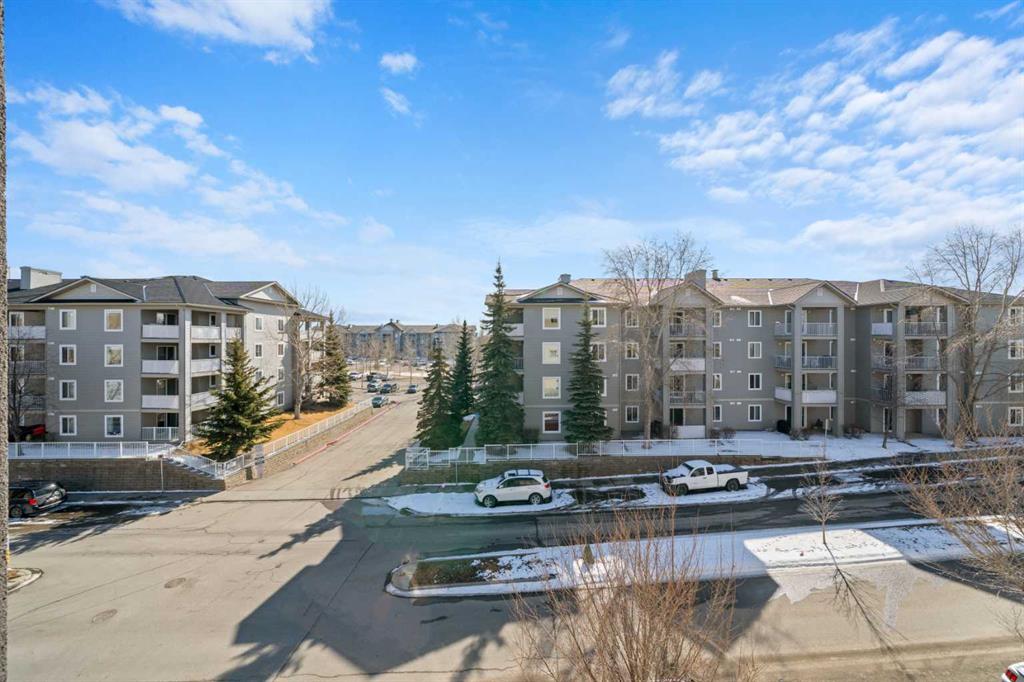 Third View of 3309, 403 Mackenzie Way SW, Downtown, Airdrie, Alberta, T4B3V7