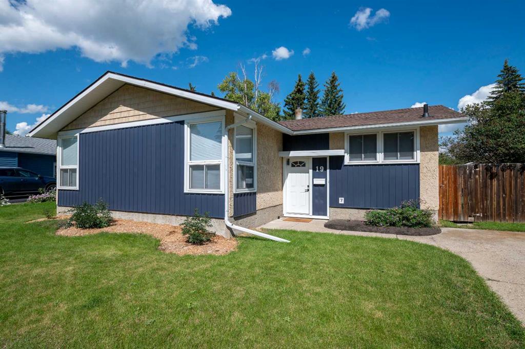 19 Sherwood Crescent , A2246228, Alberta,
