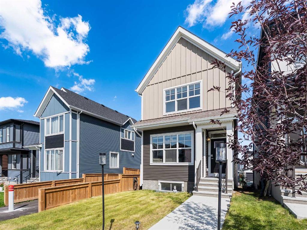 235 Aquila Way NW, A2246304, Alberta,