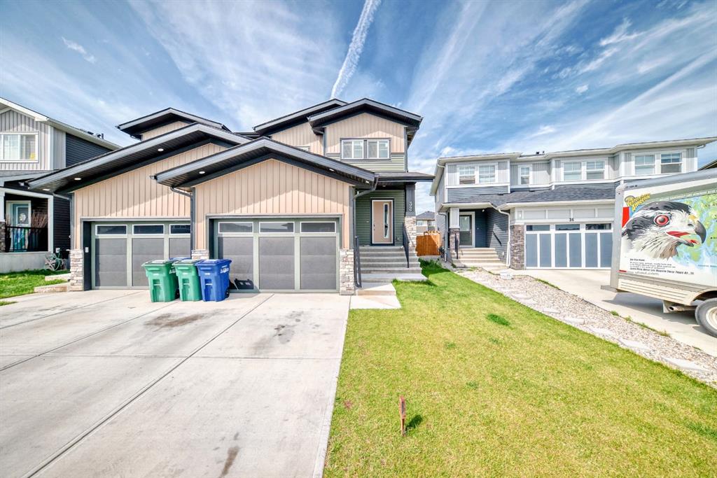 32 Midtown Close SW, A2246364, Alberta,