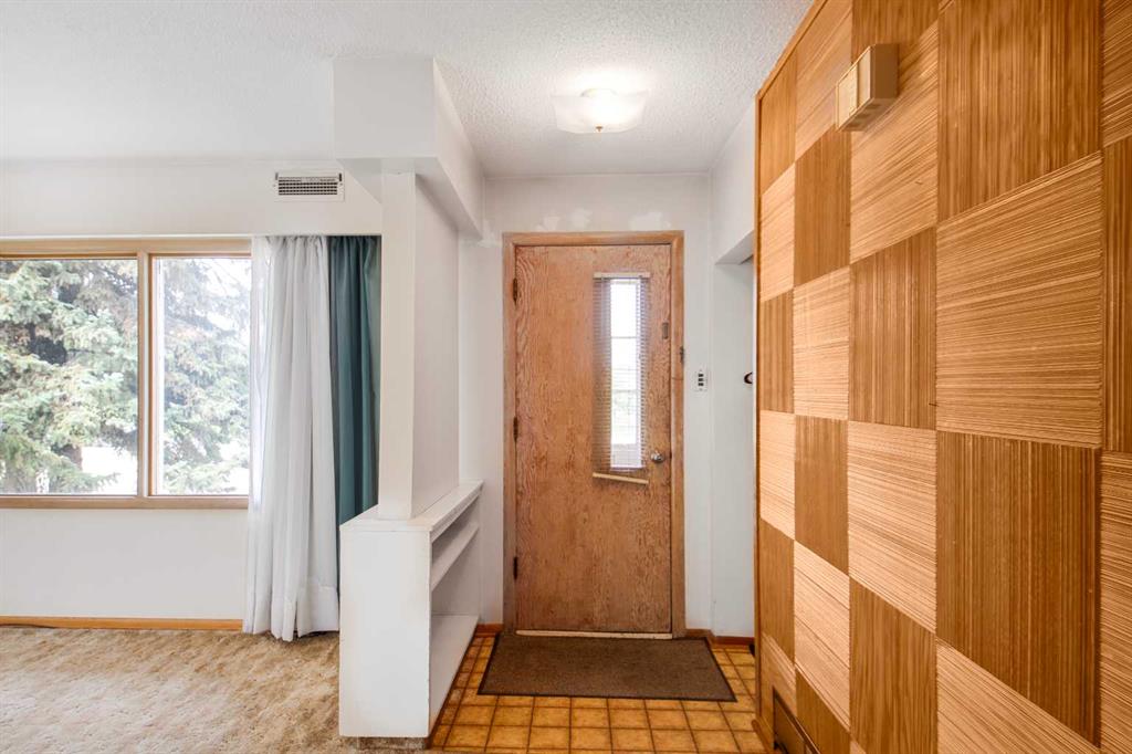 Third View of 10007 92 Avenue , Swanavon, Grande Prairie, Alberta, T8V 0H8