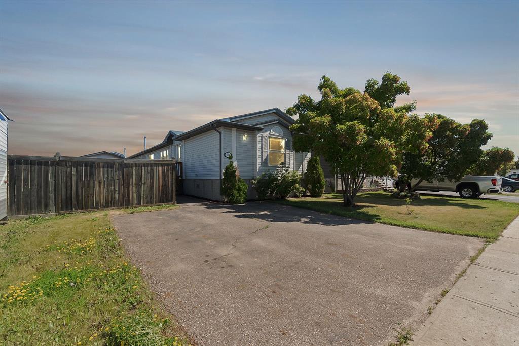 116 Balsam Way , A2246399, Alberta,