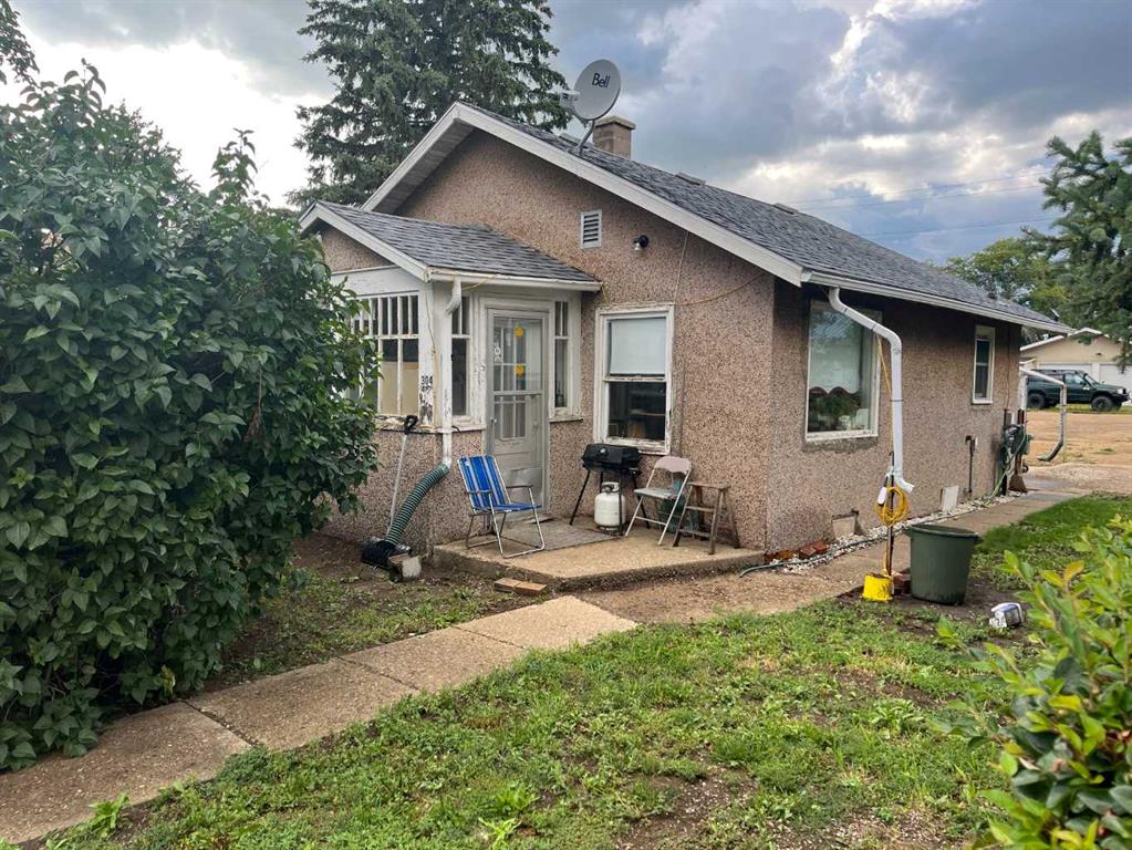 304 3 Avenue W, A2246403, Alberta,