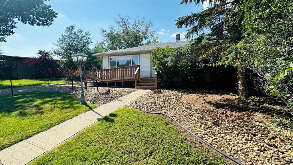 Fourth View of 411 11 Street E  , Riverview Park, Drumheller, Alberta, T0J 0Y5