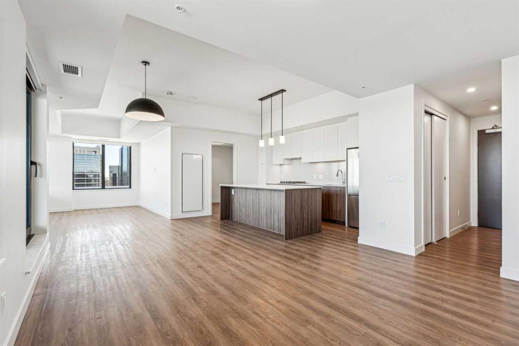 Fourth View of 1701, 730 2 Avenue SW, Eau Claire, Calgary, Alberta, T2P 1R8