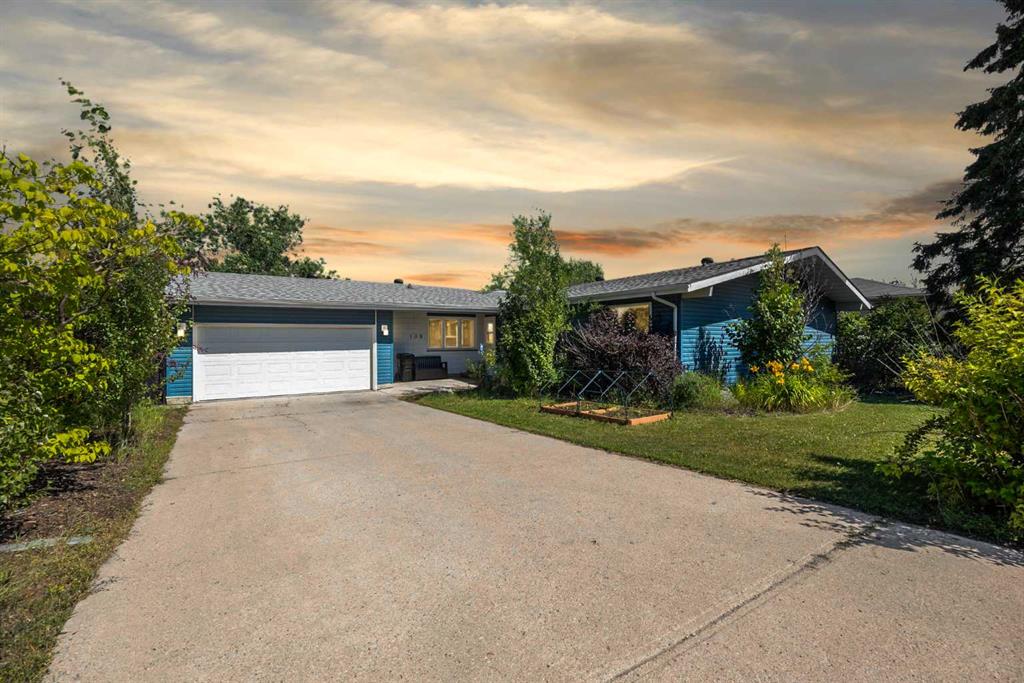 108 Romar Street , A2246512, Alberta,