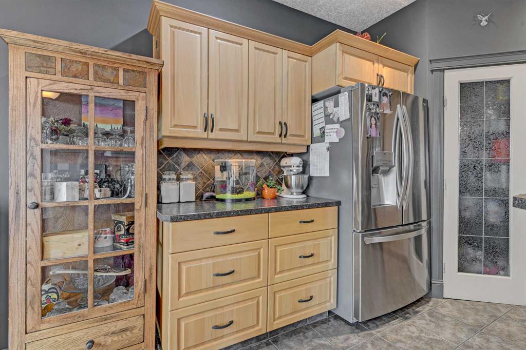 Fifth View of 11410 89B Street , Crystal Heights, Grande Prairie, Alberta, T8X 1T9