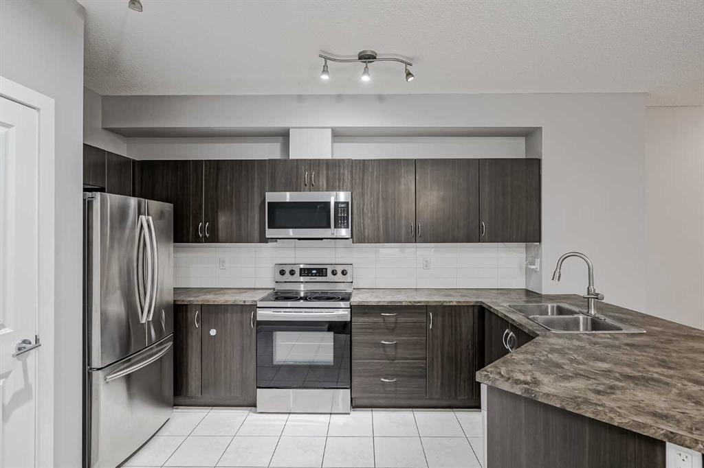 303, 100 Cranfield Common SE, A2246570, Alberta,