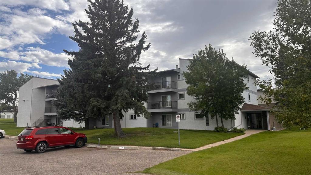 16, 3410 23 Avenue S, A2246600, Alberta,