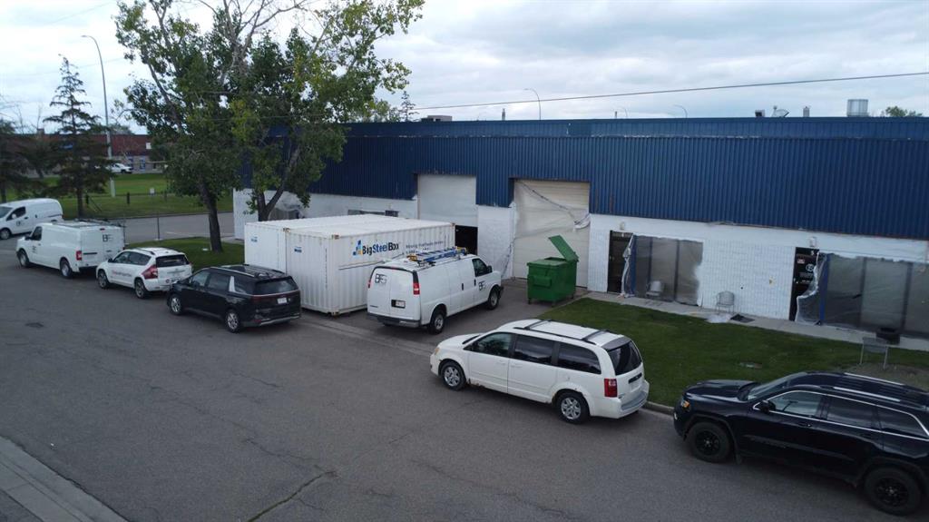 Unit 7, 5935 35 Street SE, A2246731, Alberta,