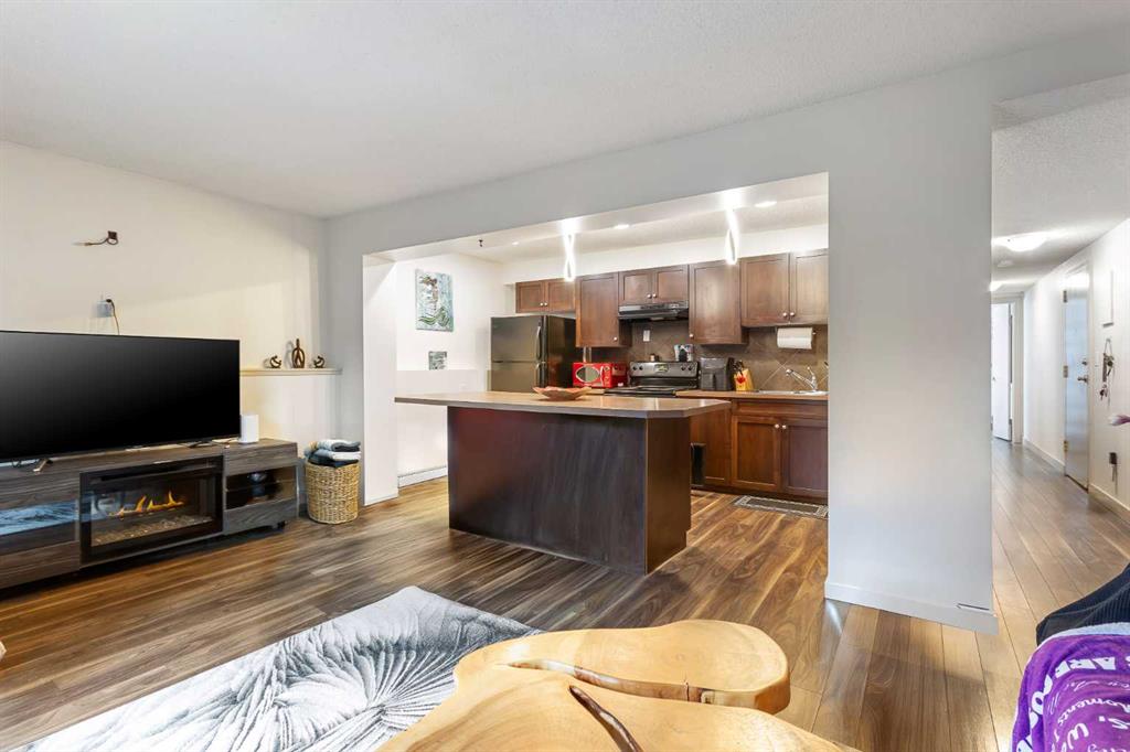 Fifth View of 103, 1836 12 Avenue SW, Sunalta, Calgary, Alberta, T3C 0Z9