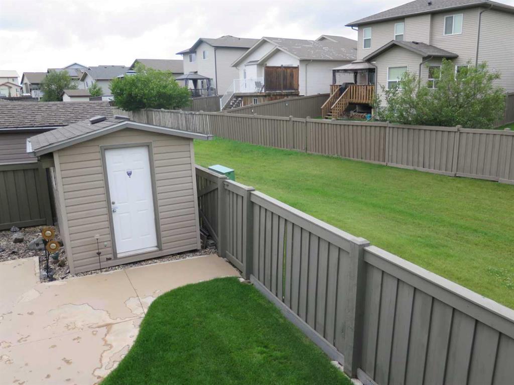 Fifth View of 12201 104A Street , Royal Oaks, Grande Prairie, Alberta, T8V 8C5