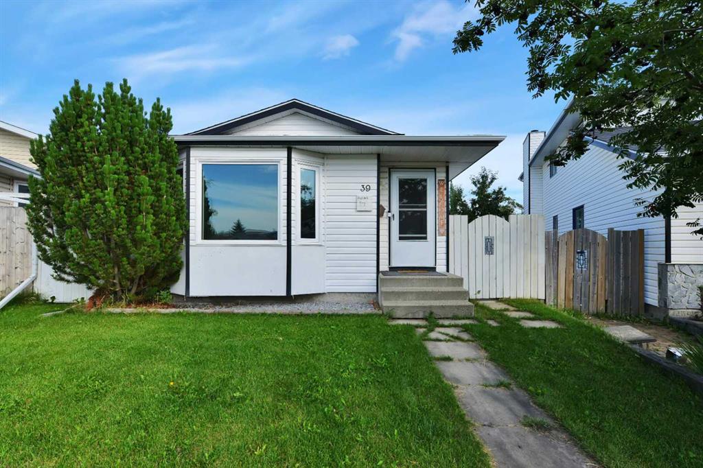 39 Elliot Crescent , A2246765, Alberta,