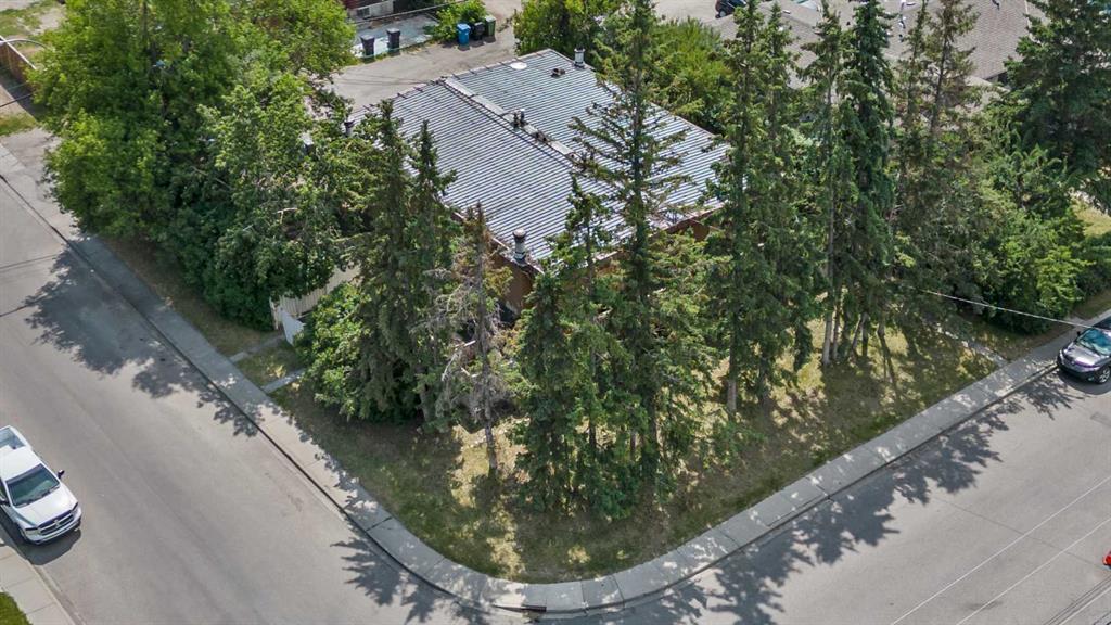 7703 41 Avenue NW, A2246785, Alberta,