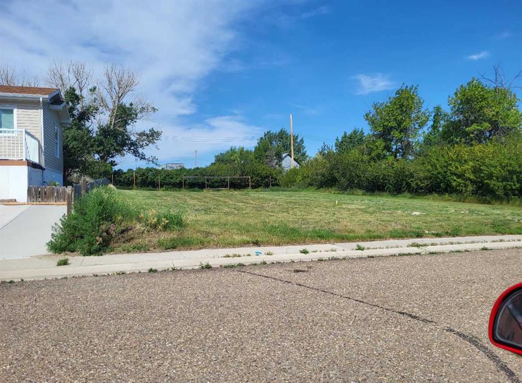 212 2A Street W, A2246803, Alberta,