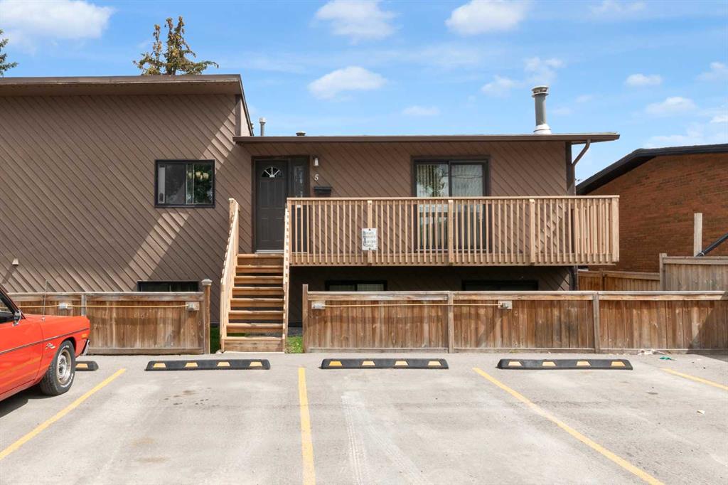 5, 4527 73 Street NW, A2246826, Alberta,
