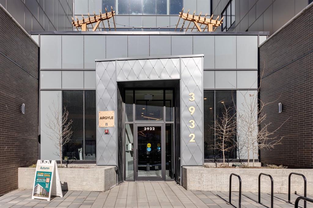 Third View of 414, 3932 University Avenue NW, University District, Calgary, Alberta, T3B 6P6