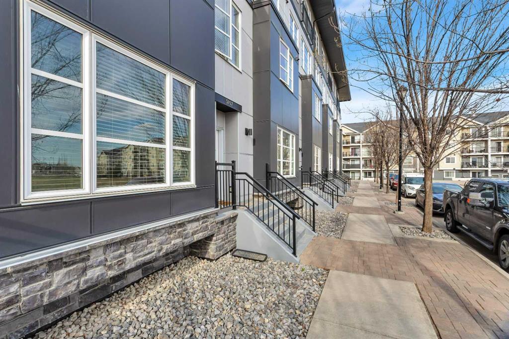 Second View of 5107, 2660 22 Street  , Lancaster Green, Red Deer, Alberta, T4R 0K8