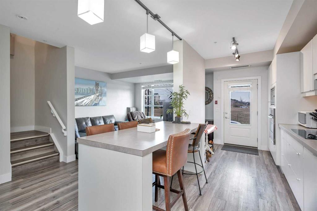 Third View of 5107, 2660 22 Street  , Lancaster Green, Red Deer, Alberta, T4R 0K8