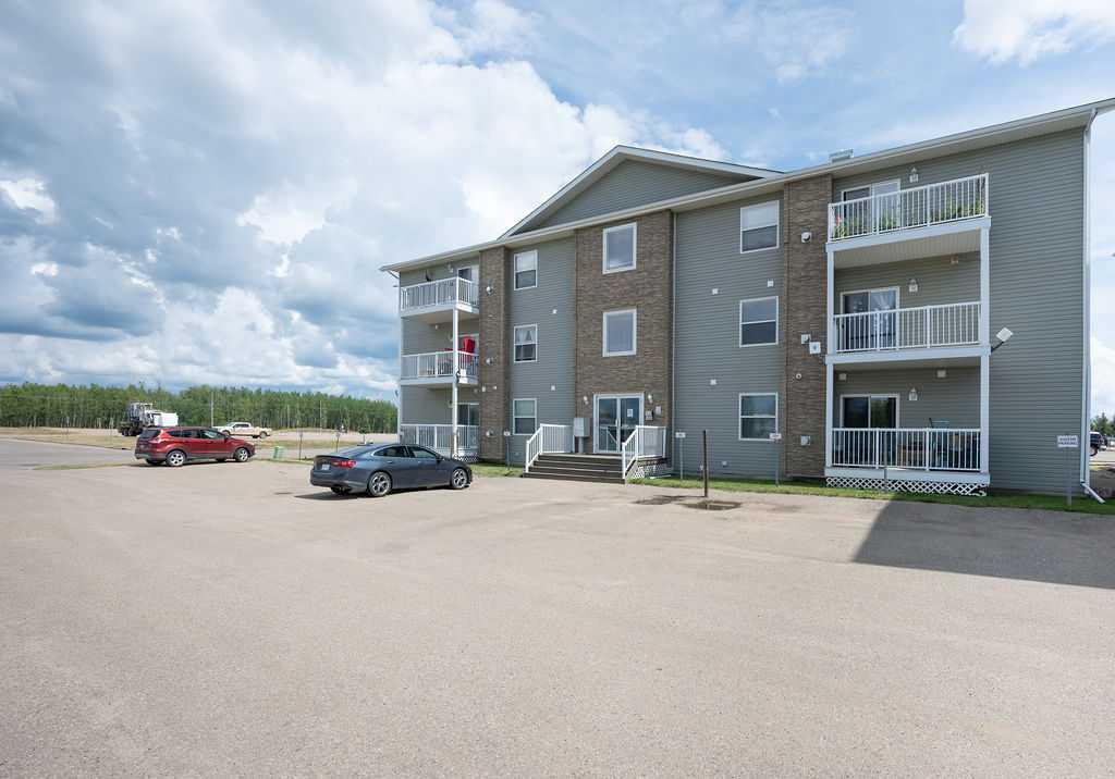 202, 2814 48 Avenue , A2246902, Alberta,
