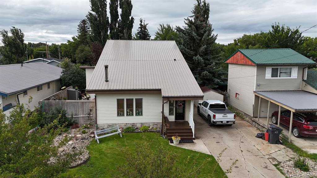 28 W Harker Avenue , A2247093, Alberta,