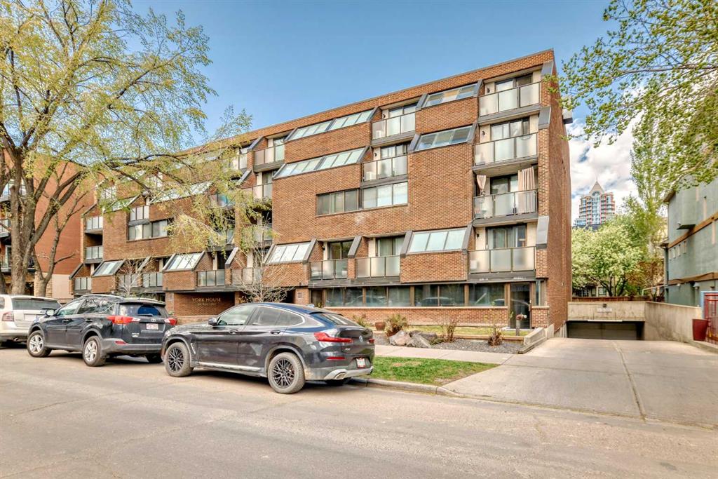 405, 824 Royal Avenue SW, A2247117, Alberta,